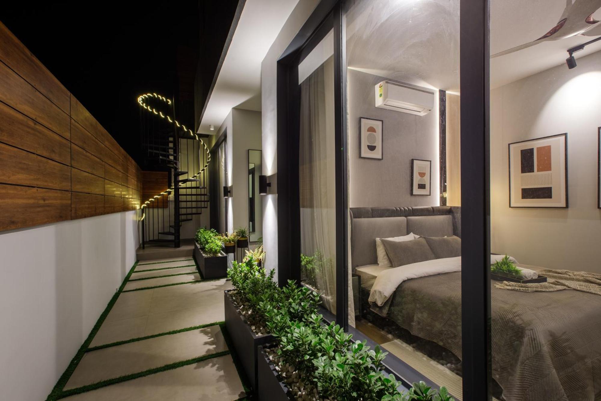 Onnyx Rooftop - Luxury Penthouse New Delhi