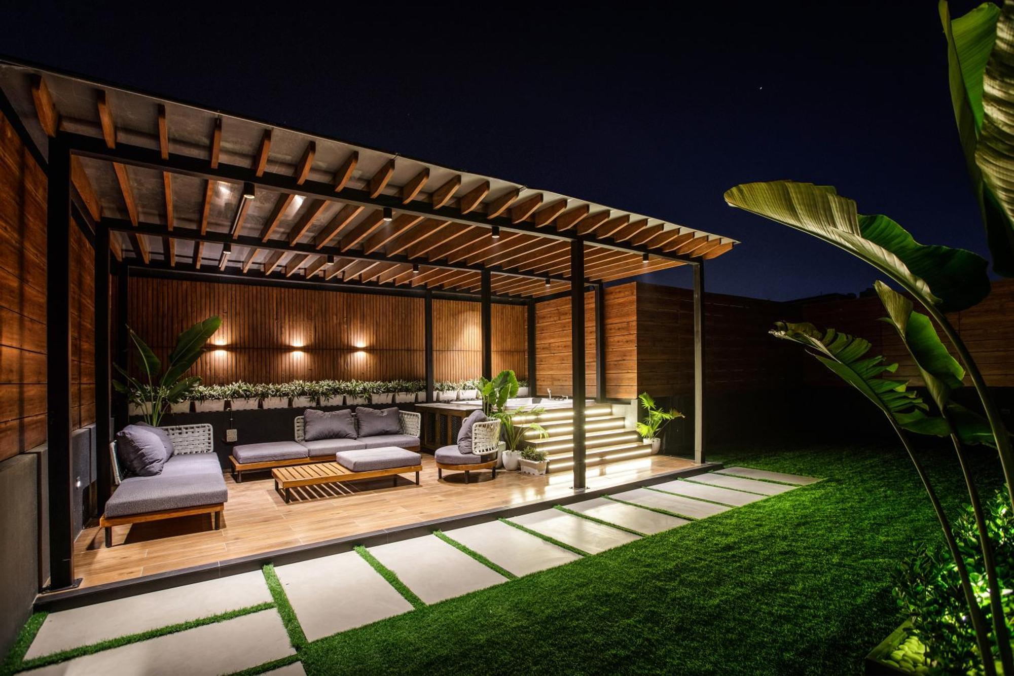 Onnyx Rooftop - Luxury Penthouse