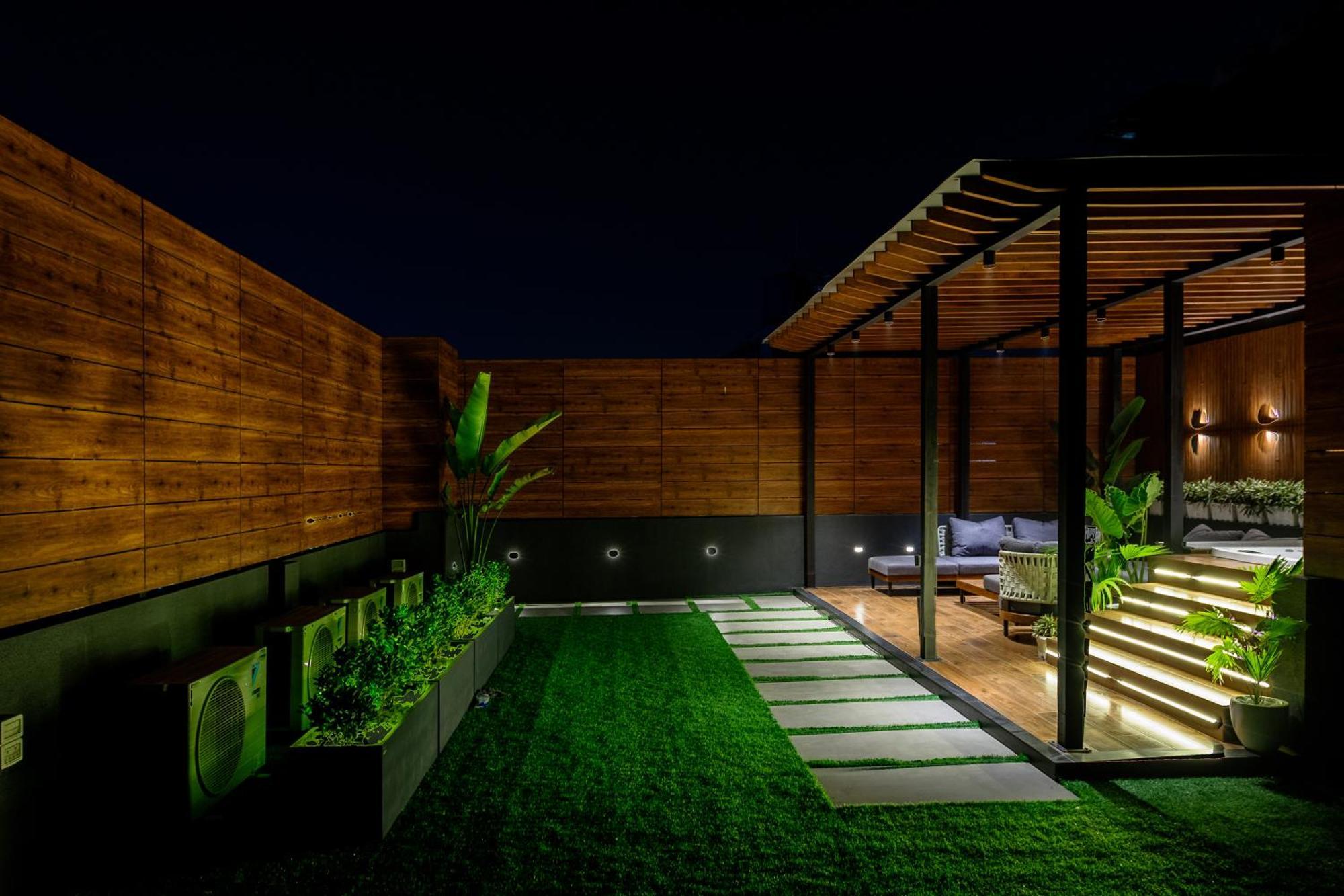 Onnyx Rooftop - Luxury Penthouse Apartment New Delhi
